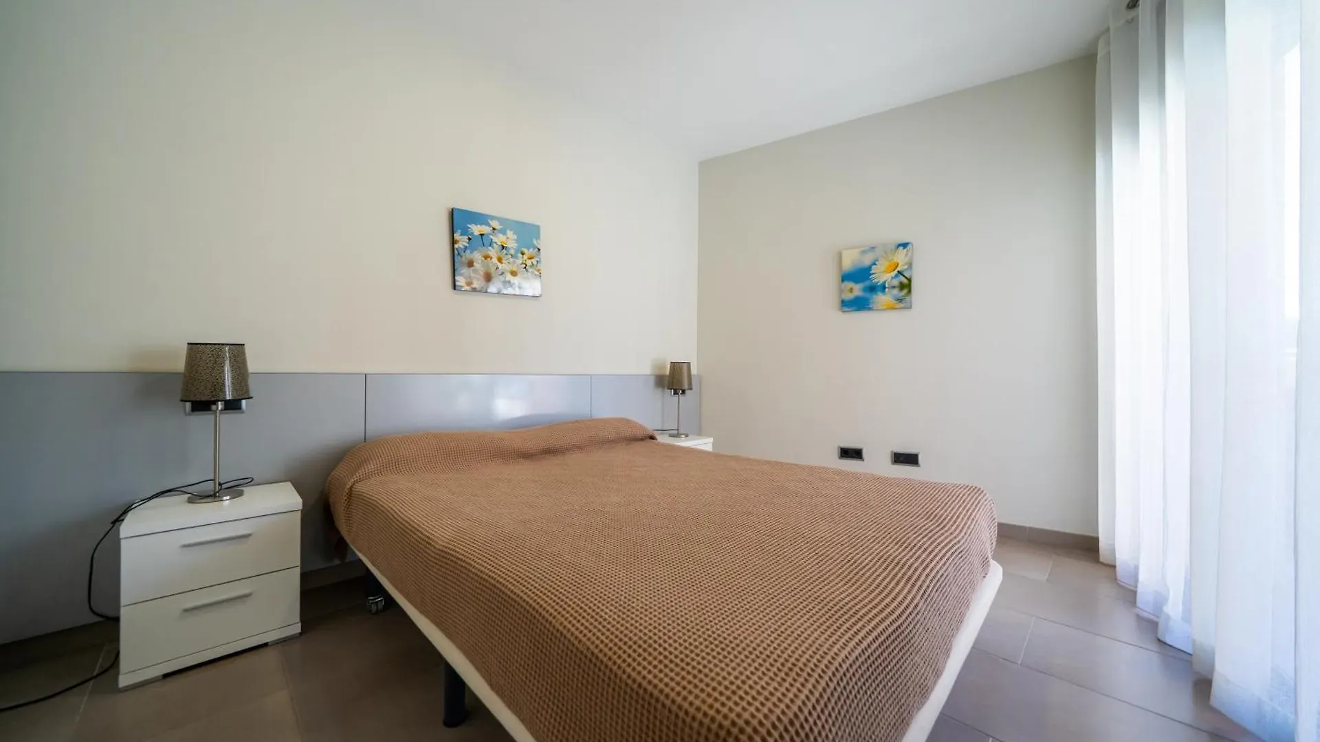 Apartaments Lamoga- Spai Torredembarra Apartamento